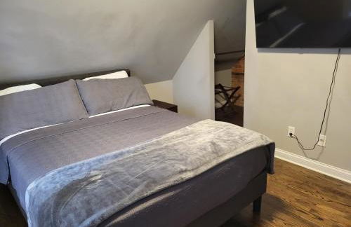 Modern Rustic split level with balcony - Foto 11