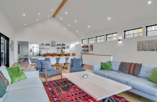 Magnificent Chalet Sweeping Views and Hot Tub - Foto 23