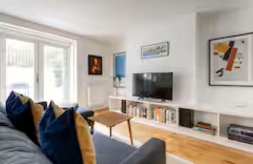 Charming 2BR Apt Close to Camden & Central London - Foto 9