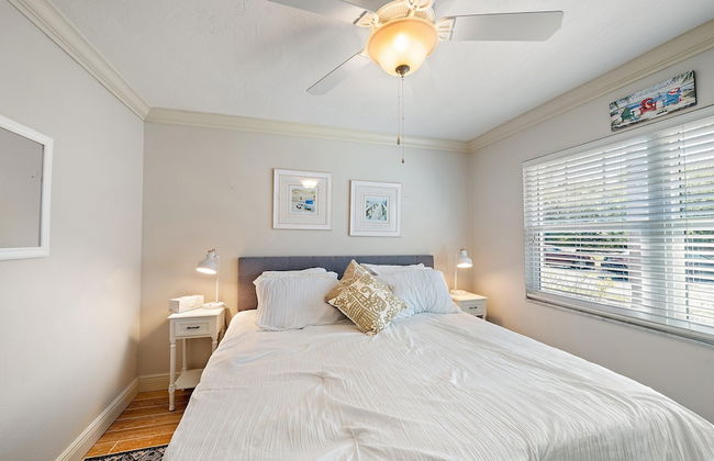 Sunset Sanctuary 2 Bedroom Condo by RedAwning - Foto 8