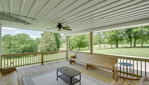Spacious Rural Getaway in Lexington with Deck! - Foto 4