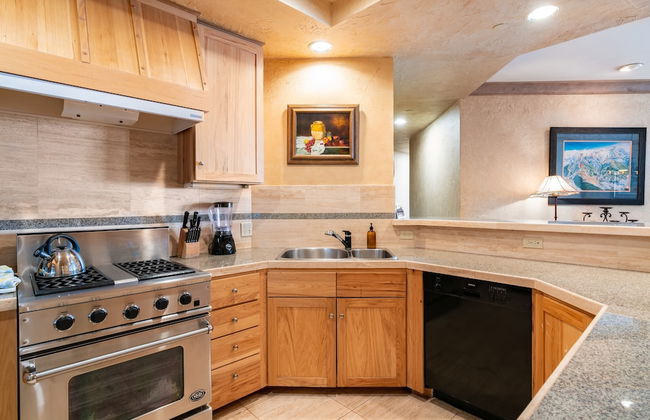 Centrum 302 by Avantstay Gorgeous Condo w/ Great Views & Steps Away From Ski Runs! - Foto 8