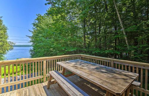 Sebago Lake Gem on Private Cove with Boat Dock! - Foto 25
