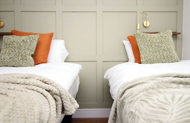 North Road New Luxe Flats with Parking - Foto 3