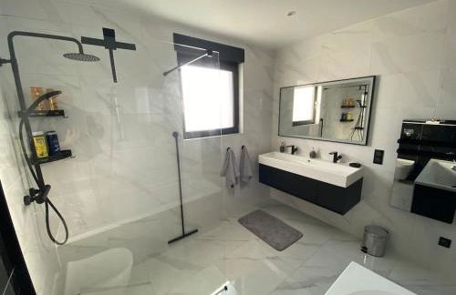 Villa Princesse neuve & grand standing ! - Photo 78