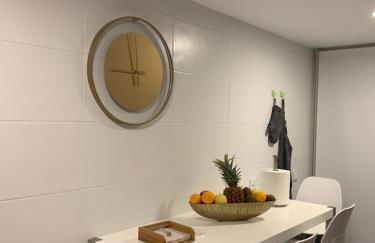 Art and Sciences view luxury apartment - Foto 18