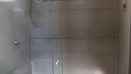 Chalé Mirante, piscina, cachoeira, lago e vista espetacular em Alexânia Goiás - Foto 4