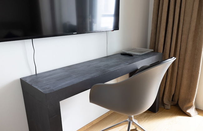 2ndhomes Central 1BR Apartment w Balcony - Foto 12