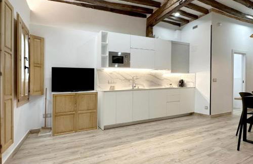 El Patio de Vespasiano- San Juan- vistas al ayuntamiento junto al puerto - Foto 10