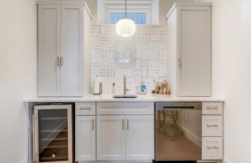 Whitewater Villa - 5BR Luxury Retreat with Hot Tub - Foto 51