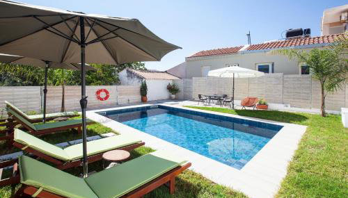 Peponas Residence - Foto 2, Garden, sunbed