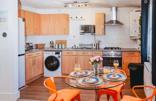 2BR Penthouse Flat in West London Near Elizabeth Line - Foto 11