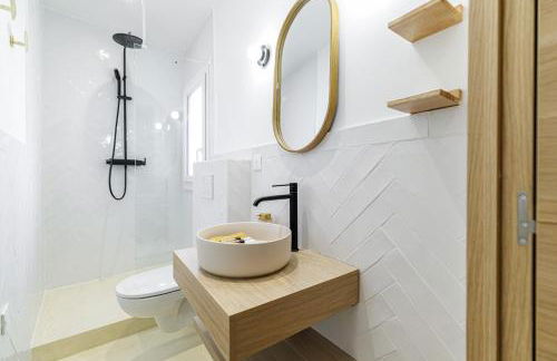 62 CARNOT LOT 7 - Appartement Duplex Atypique- climatise - 2 chambres - Photo 5