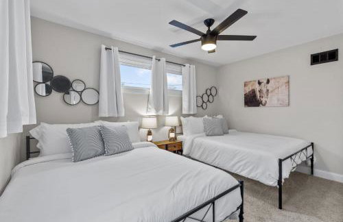 Blue Door Bungalow | JZ Vacation Rentals - Foto 34