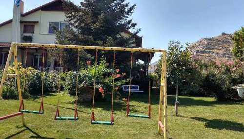 Villa Axiothea - Foto 3, Garden, Garden view