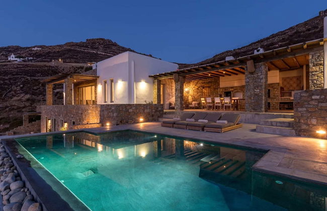 Charming Villa Near Ftelia Beach - Foto 1