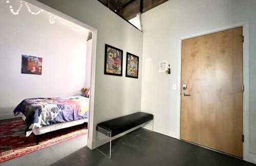 Swanky loft at Historic Peters Cartridge Factory - Foto 10