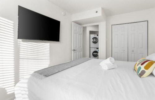 Prime Pentagon City Apt with Rooftop Access - Foto 8