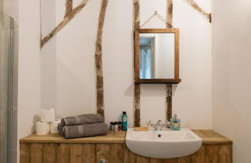 1 Henham Barns - Photo 18