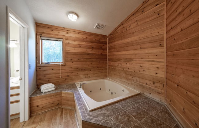 Telemark Northwoods Lodging - Photo 78