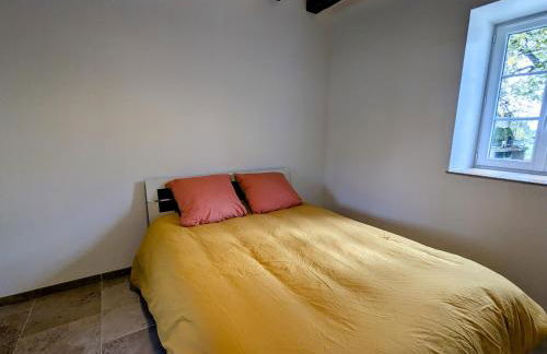 Maison familiale rénovée dans village médiéval - FR-1-591-712 - Foto 21