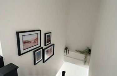 Modern 2 bedroom beach house - Photo 15