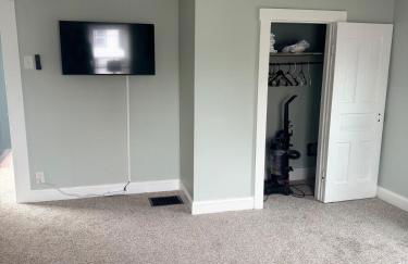 3 bed room 5 beds 1 bath sleeps 6 guest - Foto 7