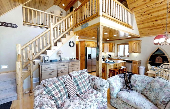 Lakefront Hideaway - Foto 17