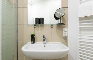 Apartments Berlin Aroser Allee - Foto 15