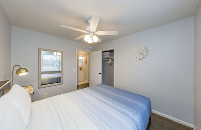 Savor the Homey Vibe at a Chilled Nest Five Min Downtown - Foto 6