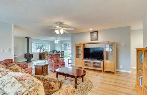 1 Mi to Dtwn Enumclaw Family Retreat! - Foto 1