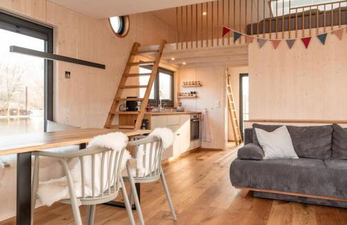 Geräumige, hochwertiges Hausboot PETITE mit Kamin - Foto 11