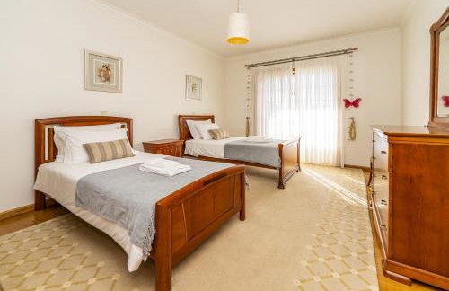 Family Beach House in Amorosa, Northern Portugal - Foto 23