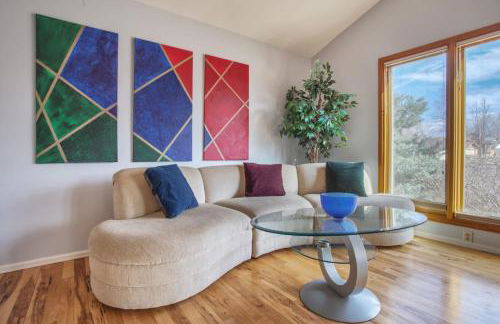 5 bedroom, 7 beds, 3 bath - Sleeps 12, Great for Families - Photo 4