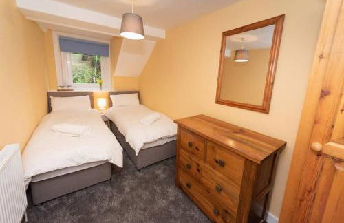 Large House in Looe, Near Beach and Bars with Great Views, Free Parking and Free Access to a Nearby Indoor Swimming Pool - Foto 30