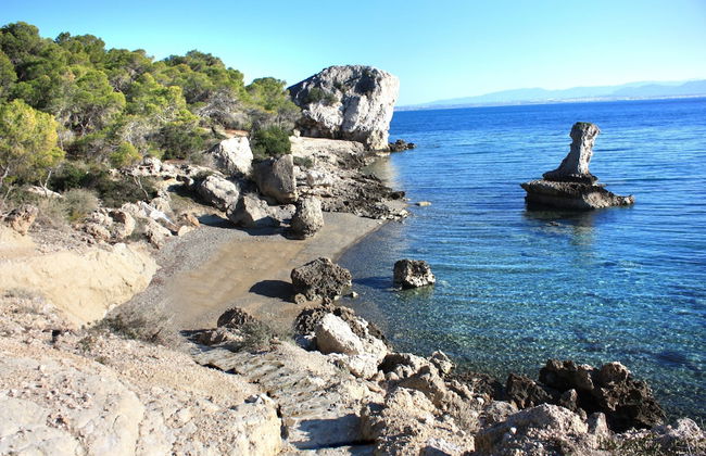 Villa With Private Beach - Photo 17