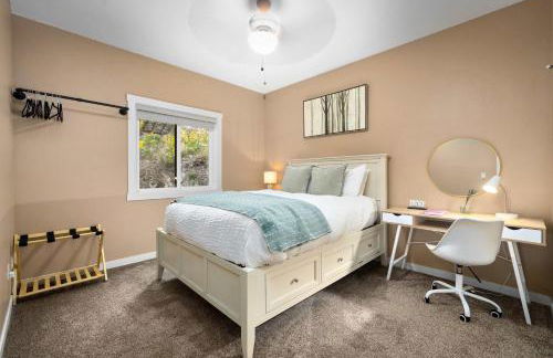 Eagles Nest - Hot Tub & Lake Views - Foto 16