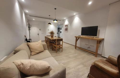 Piso céntrico de 3 habitaciones con terraza y vistas - Foto 12