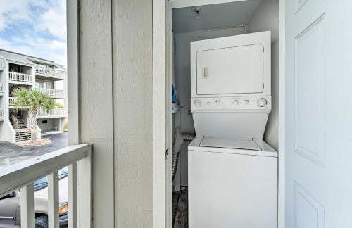 Bright Carolina Beach Condo - Walk to Shore! - Foto 22