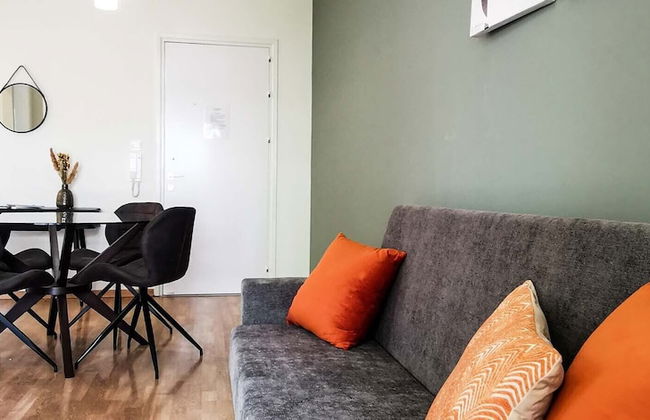 Phaedrus Living: City View Luxury Iras Flat 102 - Photo 8