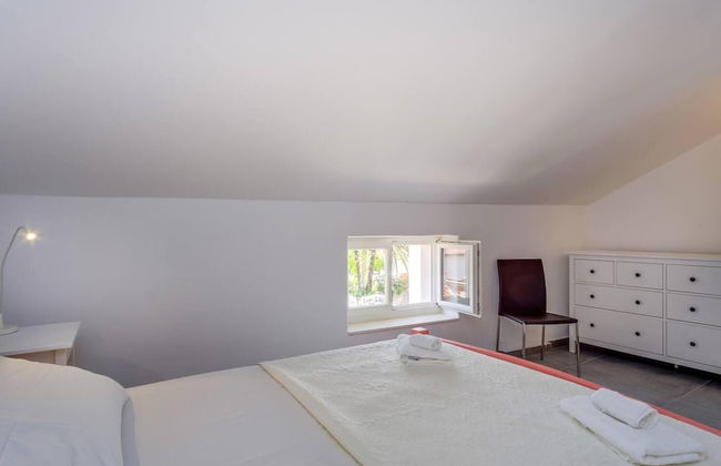 Impeccable 4-bed Apartment in Osor - Foto 8