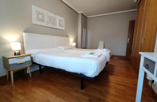 Gestión de Alojamientos Apartments - Photo 68