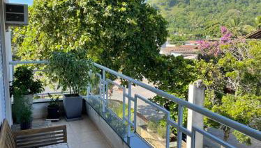 Recanto Verde-Apto na Praia do Tombo Guarujá - Foto 1, Garden view