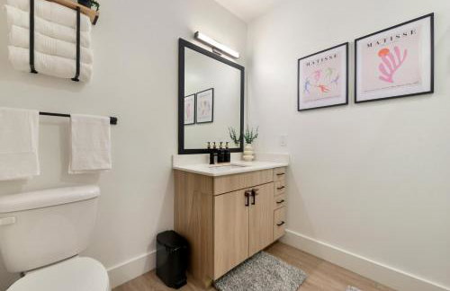 LUX Studio King Bed Free Parking PITT CMU - Foto 24