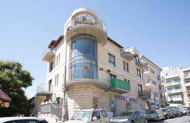 Amazing Apartment near Mahane Yehuda - Photo 30
