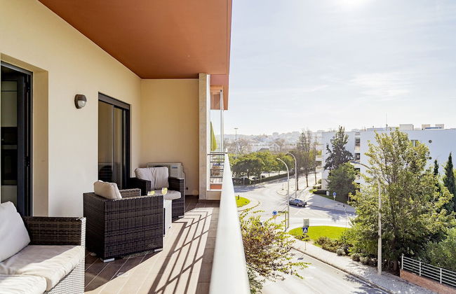 Lagos Central 1 With Pool by Homing - Foto 11