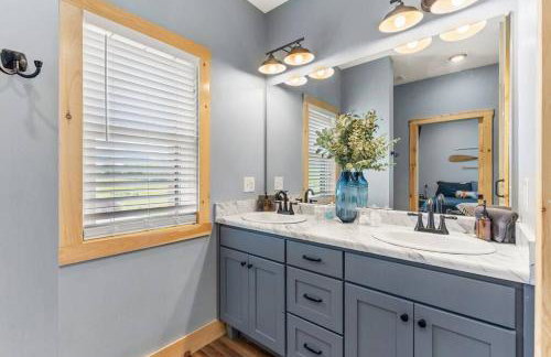 Brand New/ATV Trailer Parking/ 5 min to Miguel's - Foto 17