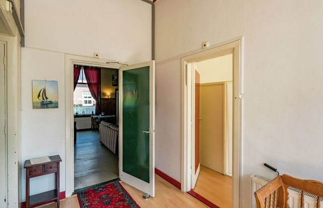 Quaint Holiday Home in Friesland by the Lake - Foto 2