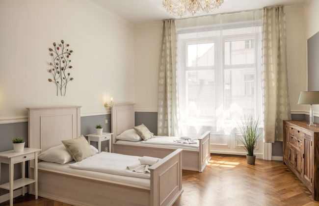 Old Town Square Apartments - Foto 14