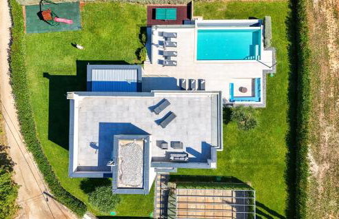 Awesome Home In Bukori - Foto 14